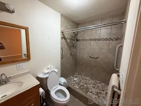 Bath - 253 Robert Kennedy St, Calexico, CA 92231 photo 1 of 3