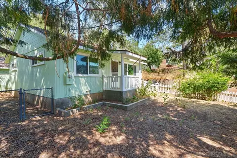 Exterior - 2014 3rd, Julian, CA 92036 photo 3 of 6