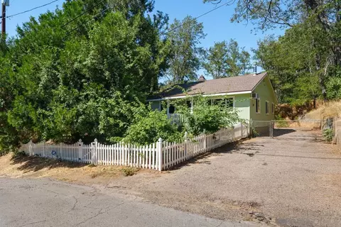 Exterior - 2014 3rd, Julian, CA 92036 photo 2 of 6