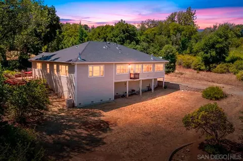 Exterior - 4823 Belvedere, Julian, CA 92036 photo 2 of 9