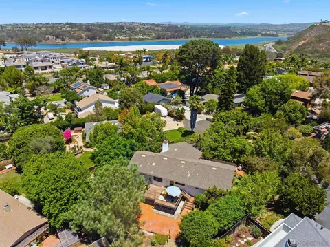 View/Area - 400 Andrew Ave, Encinitas, CA 92024 photo 2 of 12