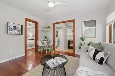 Living - 400 Andrew Ave, Encinitas, CA 92024 photo 7 of 7