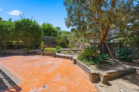 Exterior - 400 Andrew Ave, Encinitas, CA 92024 photo 9 of 15