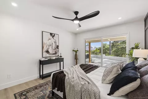 Bedroom - 16561 Martincoit Rd, Poway, CA 92064 photo 2 of 7