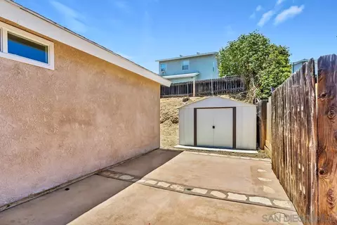 Exterior - 10618 Ironwood Ave, Santee, CA 92071 photo 6 of 7