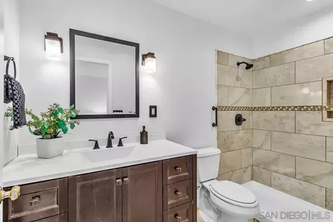 Bath - 10618 Ironwood Ave, Santee, CA 92071 photo 1 of 2