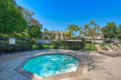 Exterior - 13635 Comuna Dr, Poway, CA 92064 photo 8 of 10