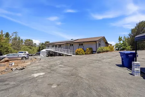 Exterior - 1049 Ranchito Ct, Alpine, CA 91901 photo 7 of 8
