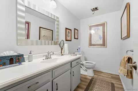 Bath - 1049 Ranchito Ct, Alpine, CA 91901 photo 4 of 4