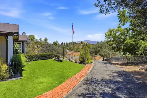 Exterior - 1049 Ranchito Ct, Alpine, CA 91901 photo 6 of 8