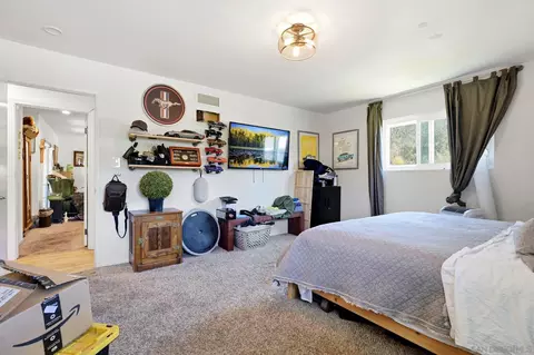 Bedroom - 1049 Ranchito Ct, Alpine, CA 91901 photo 2 of 4