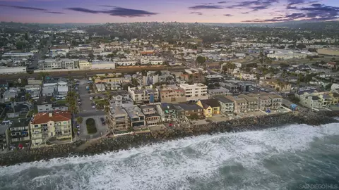 View/Area - 1118 S Pacific St UNIT B, Oceanside, CA 92054 photo 15 of 20