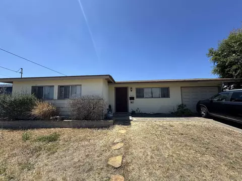 5125 Lehrer Dr, San Diego, CA 92117