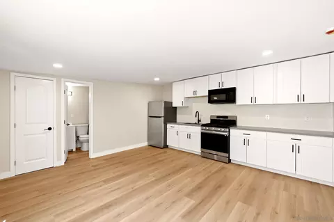 Kitchen - 1518 Enfield, Spring Valley, CA 91977 photo 4 of 5