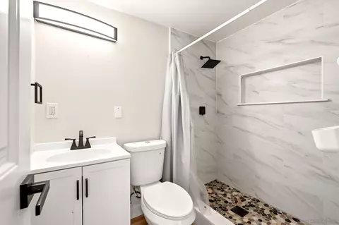 Bath - 1518 Enfield, Spring Valley, CA 91977 photo 3 of 3