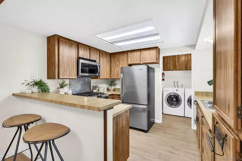 Kitchen - 10250 Michala Pl, Santee, CA 92071 photo 1 of 4