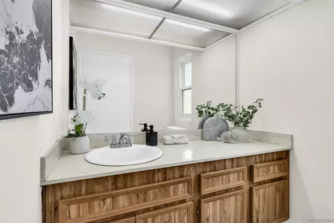 Bath - 10250 Michala Pl, Santee, CA 92071 photo 1 of 3