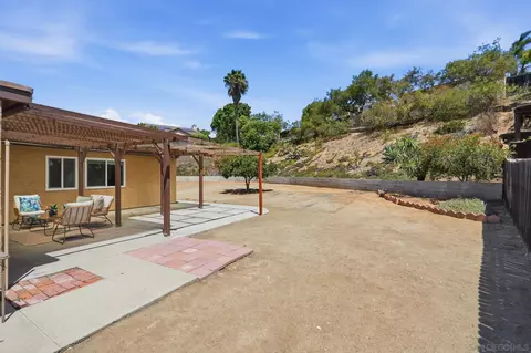 Exterior - 795 Via Callado, Oceanside, CA 92057 photo 3 of 4