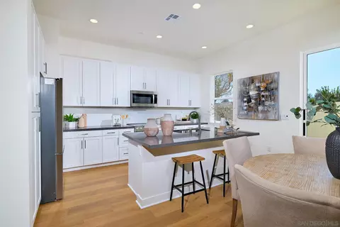 Kitchen - 749 Michael Ct, Vista, CA 92081 photo 3 of 4