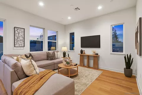 Living - 749 Michael Ct, Vista, CA 92081 photo 3 of 7