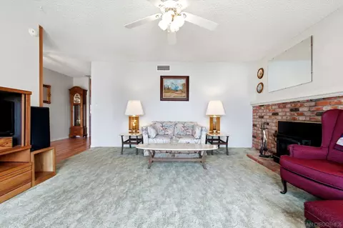 Living - 1632 Danny Way, El Cajon, CA 92021 photo 3 of 4