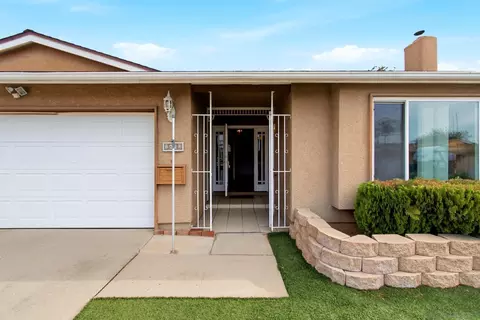 Exterior - 1632 Danny Way, El Cajon, CA 92021 photo 4 of 11