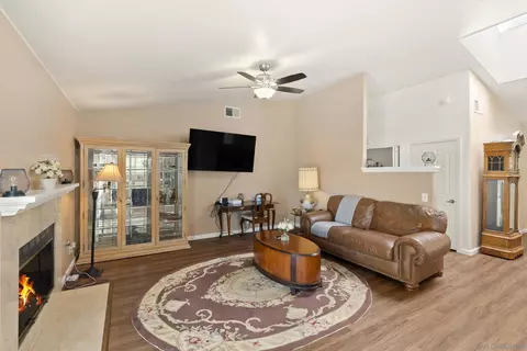 Living - 2011 Rachelle Pl, Escondido, CA 92025 photo 1 of 1