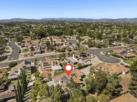 View/Area - 2011 Rachelle Pl, Escondido, CA 92025 photo 9 of 12