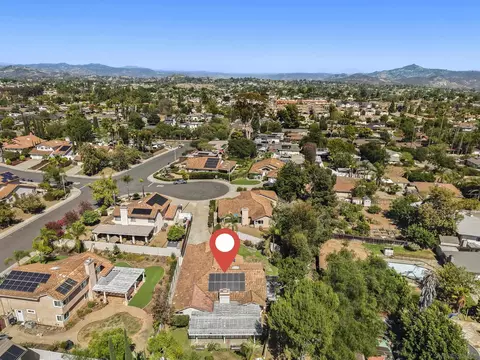 View/Area - 2011 Rachelle Pl, Escondido, CA 92025 photo 7 of 12