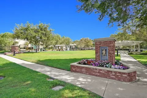 View/Area - 73 Westwind Dr, Tustin, CA 92782 photo 1 of 7