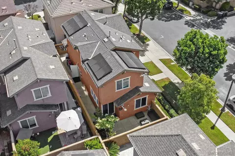 View/Area - 73 Westwind Dr, Tustin, CA 92782 photo 4 of 7