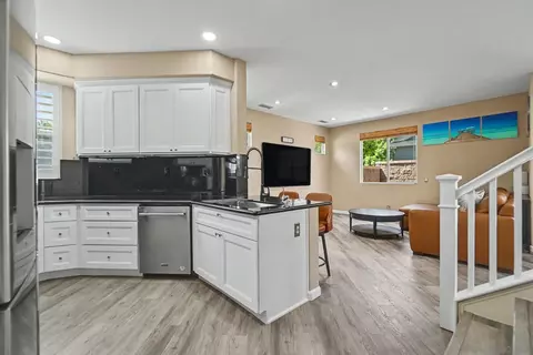 Kitchen - 73 Westwind Dr, Tustin, CA 92782 photo 3 of 5