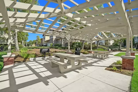 Exterior - 73 Westwind Dr, Tustin, CA 92782 photo 10 of 11