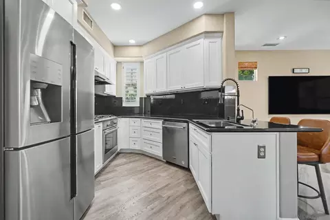 Kitchen - 73 Westwind Dr, Tustin, CA 92782 photo 2 of 5