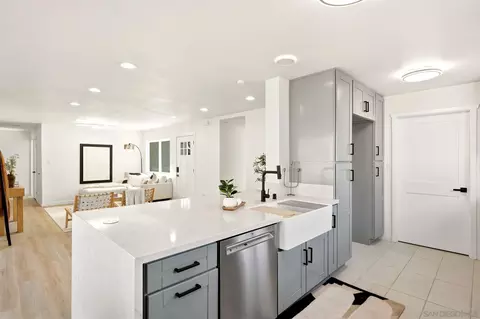 Kitchen - 5875 Lake Murray, La Mesa, CA 91942 photo 6 of 7
