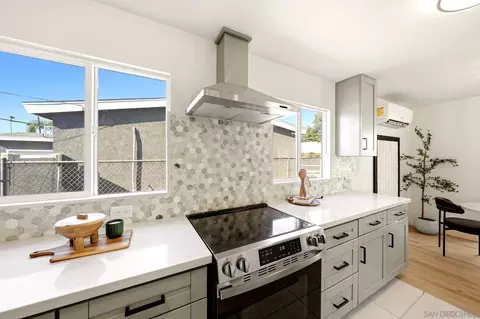 Kitchen - 5875 Lake Murray, La Mesa, CA 91942 photo 5 of 7
