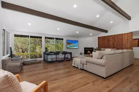 Living - 2586 Azure Coast Dr, La Jolla, CA 92037 photo 1 of 3