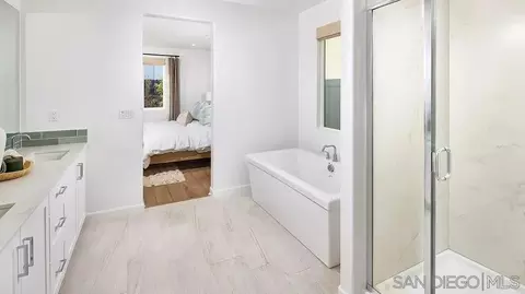 Bath - 171 Mellano Way, Oceanside, CA 92057 photo 2 of 4