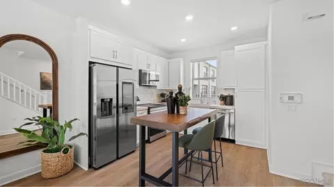 Kitchen - 304 Honeysuckle, Oceanside, CA 92057 photo 1 of 2