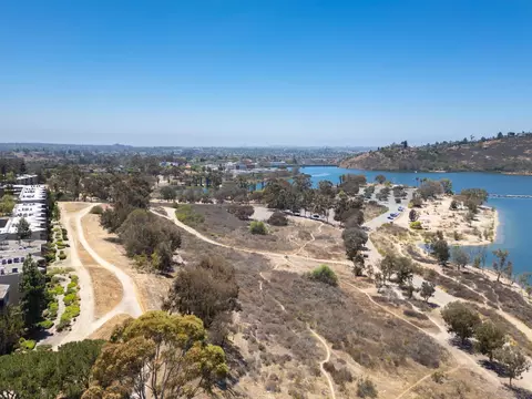 View/Area - 5710 Baltimore Dr #431, La Mesa, CA 91942 photo 6 of 20
