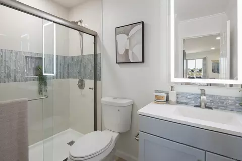Bath - 5710 Baltimore Dr #431, La Mesa, CA 91942 photo 1 of 4