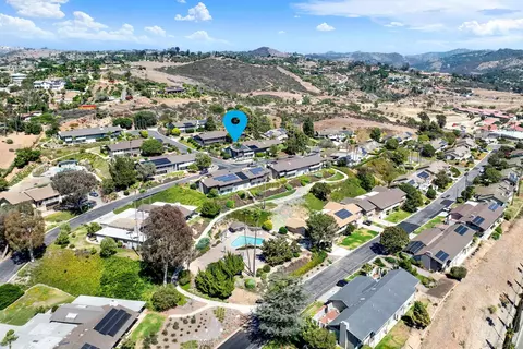 View/Area - 20 Via Alta Vis, Bonsall, CA 92003 photo 4 of 5