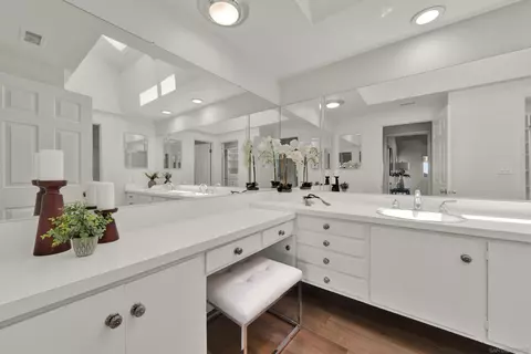 Bath - 20 Via Alta Vis, Bonsall, CA 92003 photo 1 of 6