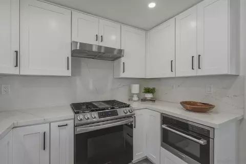 Kitchen - 10274 Pebble Beach Dr, Santee, CA 92071 photo 6 of 7