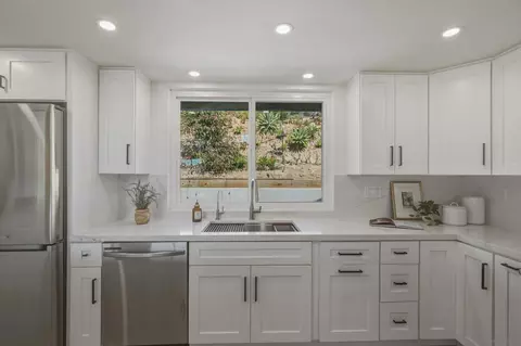 Kitchen - 10274 Pebble Beach Dr, Santee, CA 92071 photo 7 of 7