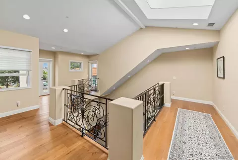 Entry Way - 763 G Ave, Coronado, CA 92118 photo 4 of 4
