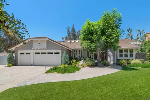 Exterior - 15964 Cumberland Dr, Poway, CA 92064 photo 2 of 13