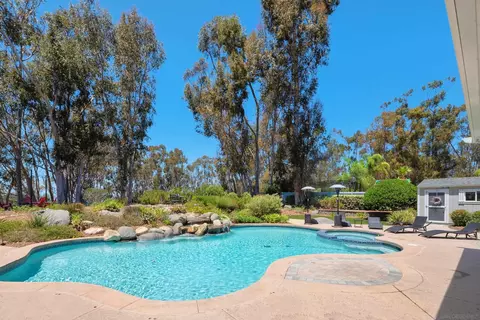 Exterior - 15964 Cumberland Dr, Poway, CA 92064 photo 6 of 13