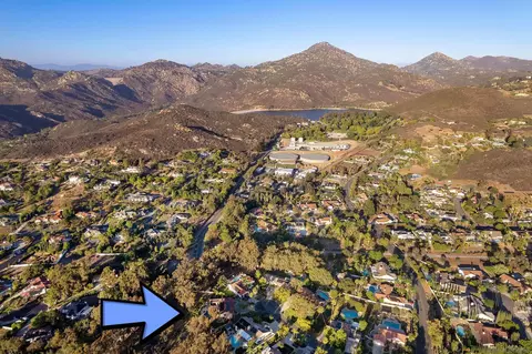 View/Area - 15964 Cumberland Dr, Poway, CA 92064 photo 20 of 21