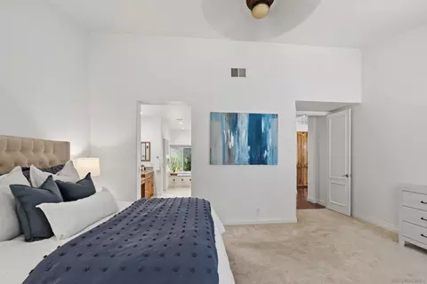 Bedroom - 15964 Cumberland Dr, Poway, CA 92064 photo 8 of 9